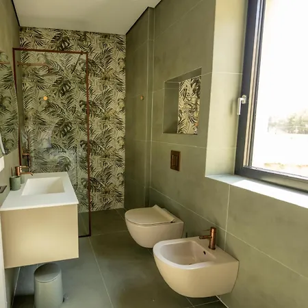 Id-real * Golem (Tirana)