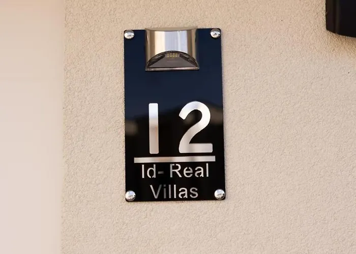 Id-real Golem (Tirana)