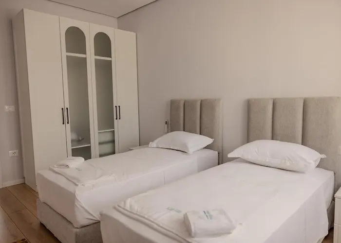 Id-real Villa Golem (Tirana)