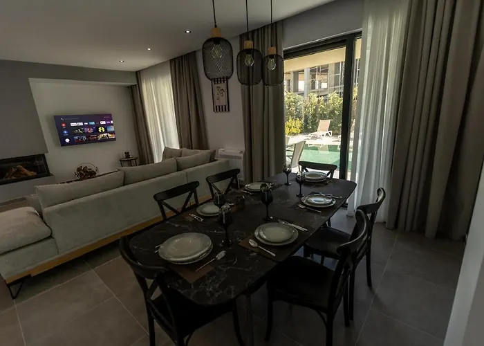 Id-real Golem (Tirana)